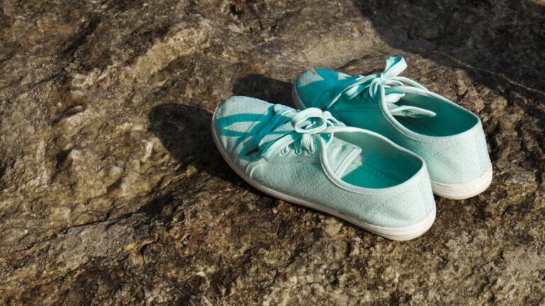 Dziecięce buty dla alergików – jakie materiały są najlepsze?